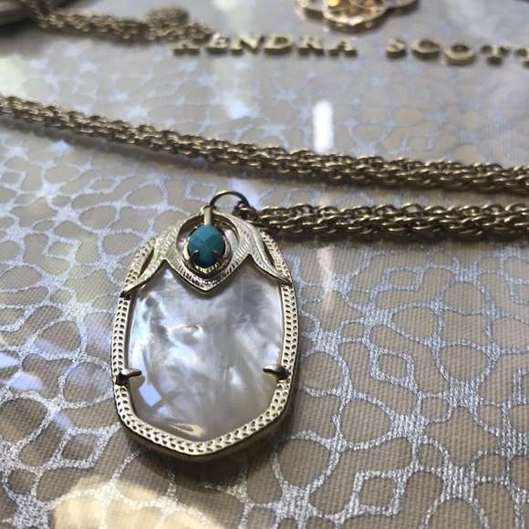 Kendra Scott Necklace - Picture 6 of 7